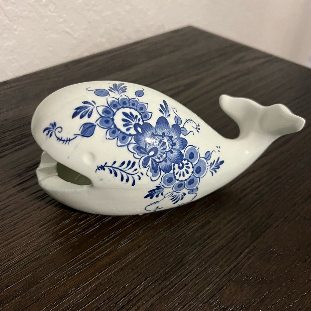 Vintage Blue And White Whale Ashtray with Floral designs
